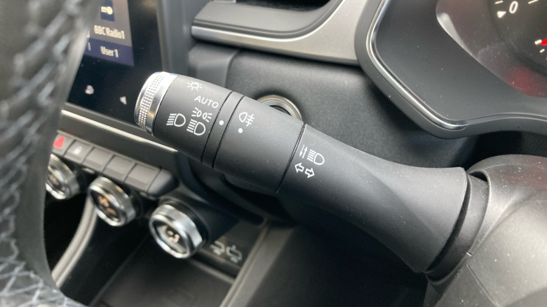 Renault Captur 1.0 TCE 90 Iconic 5dr Petrol Hatchback